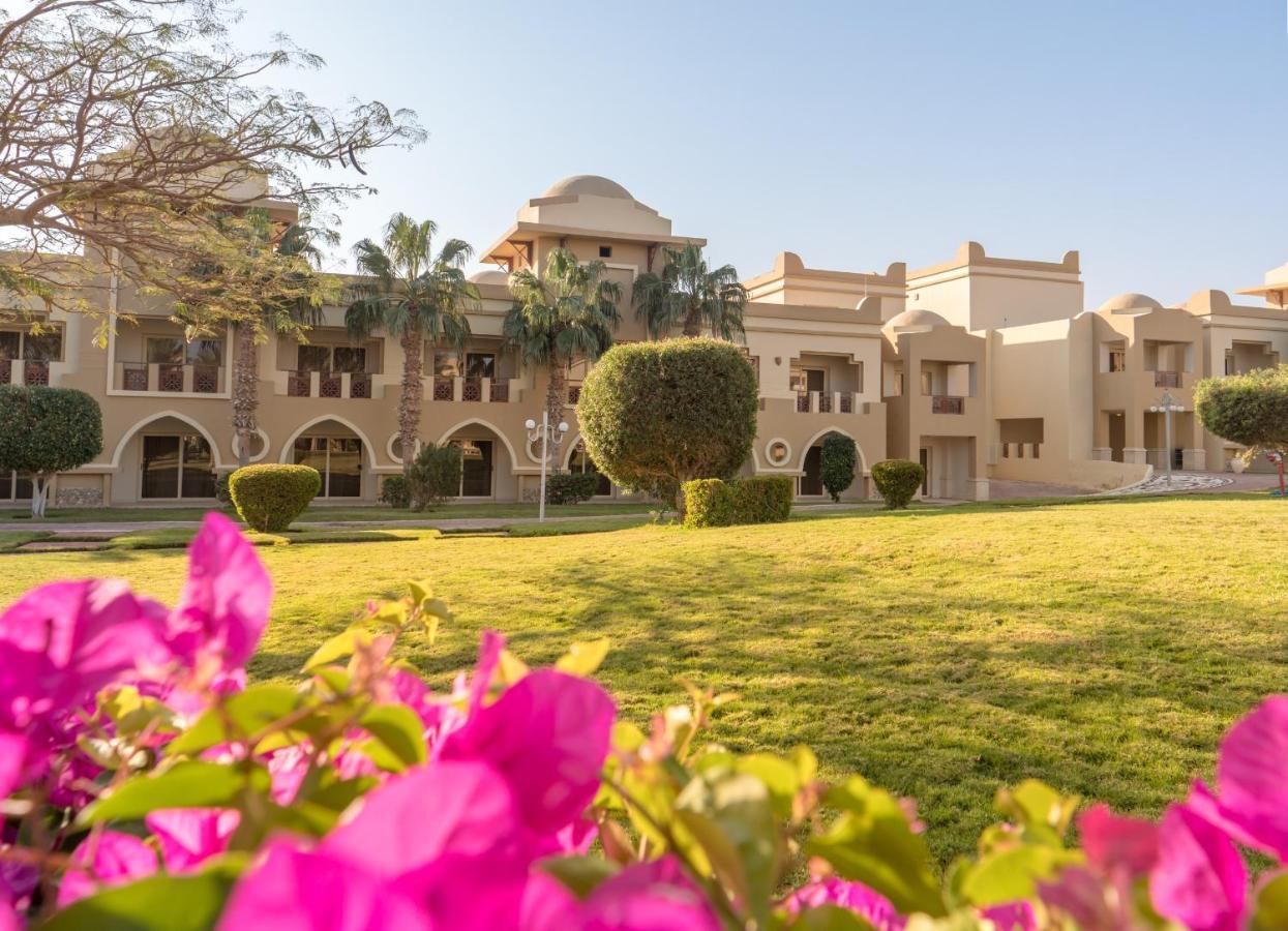 Serenity Alpha Beach - Ex Serenity Makadi Beach Luaran gambar The American University in Cairo